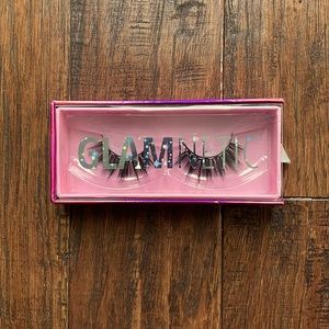 Glamnetic eyelashes